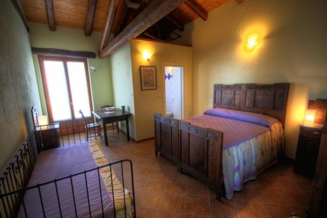 Azienda Agrituristica Alcastle Montabone Oda fotoğraf