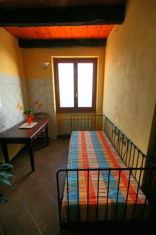 Azienda Agrituristica Alcastle Montabone Dış mekan fotoğraf